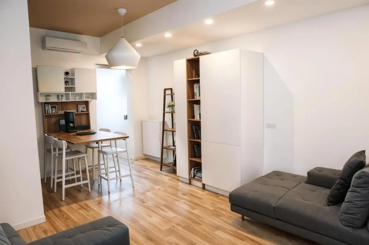 Apartment Suite Strasburgo 253 Palermo
