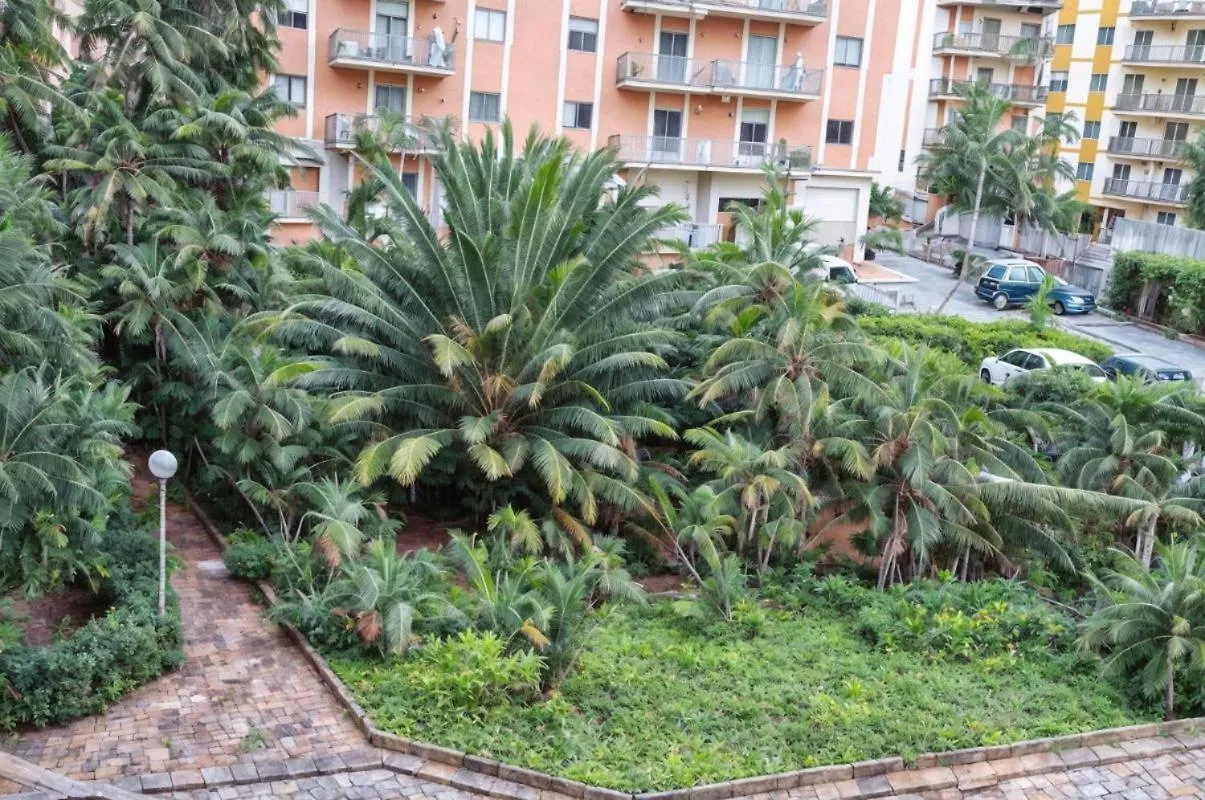 Suite Strasburgo 253 Palermo 0*,  Italy